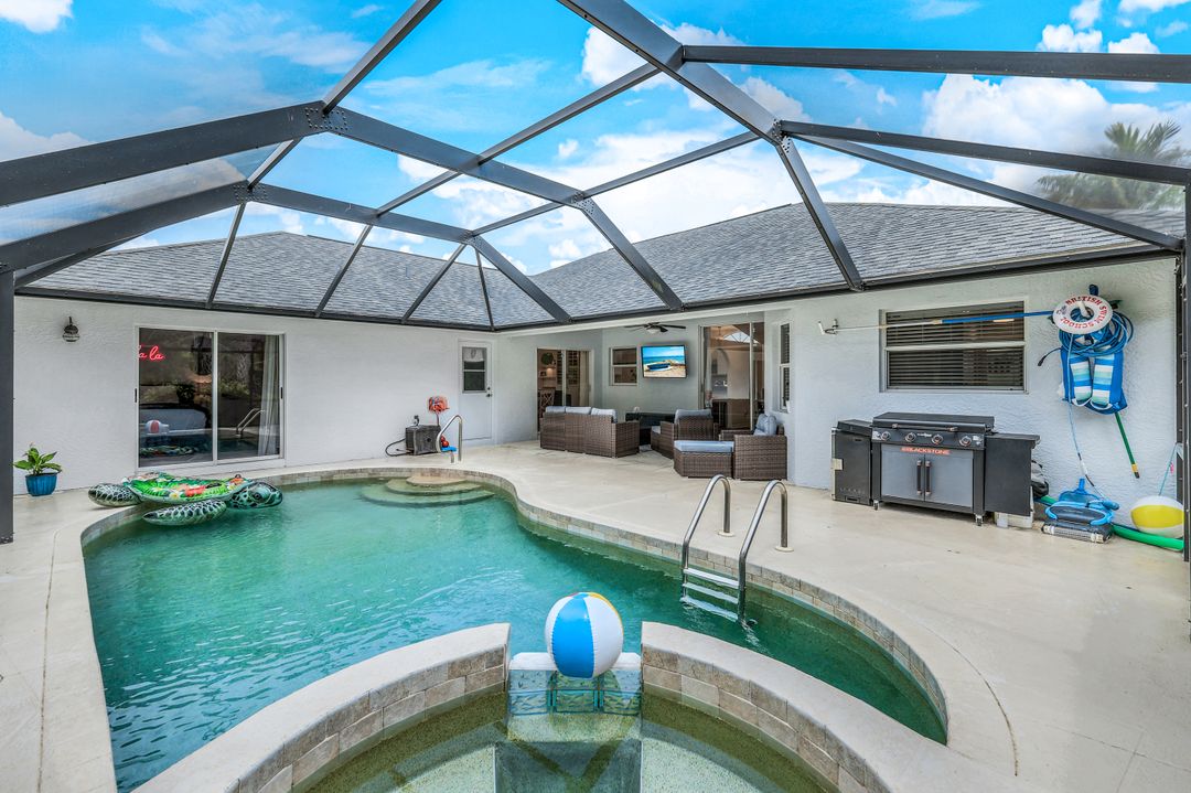 124 Heritage Way, Naples, FL 34110