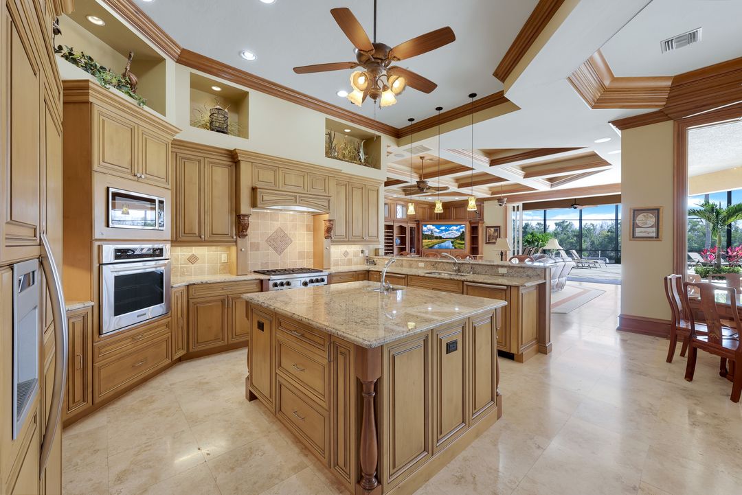 1532 Hermitage Ln, Cape Coral, FL 33914