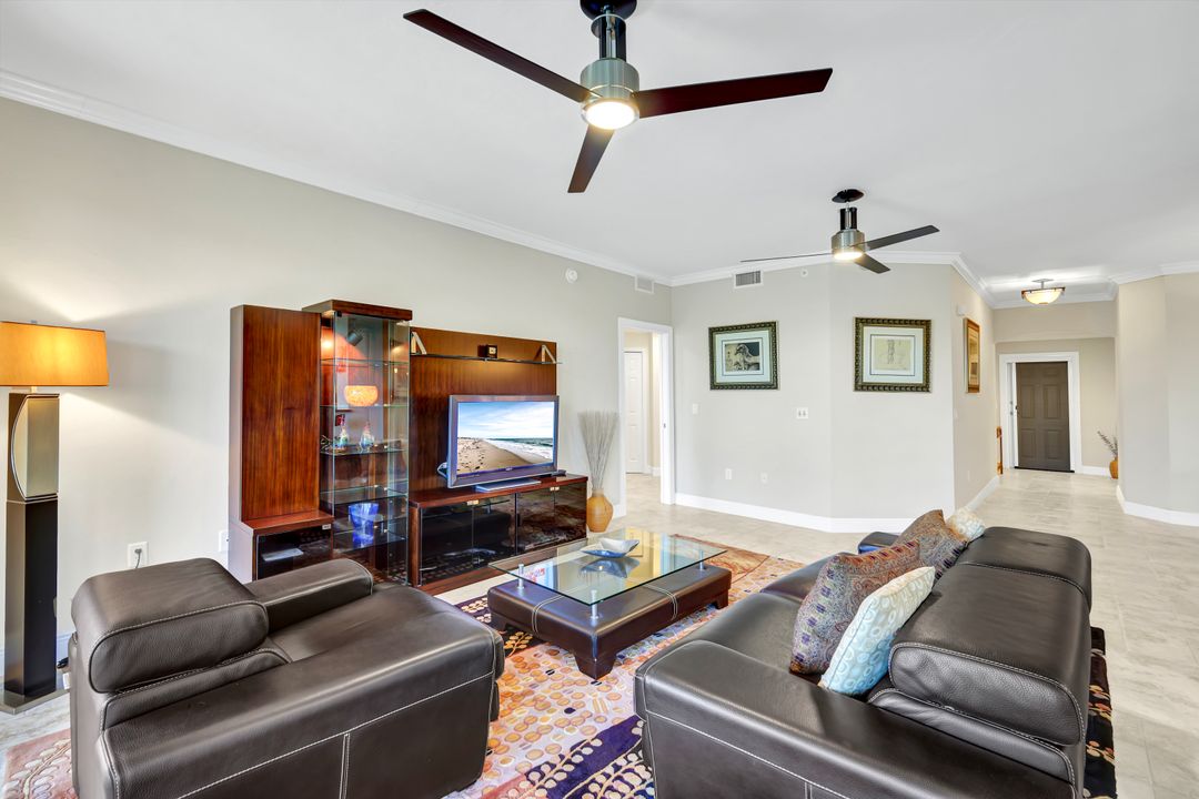 337 Vintage Bay Dr #D1, Marco Island, FL 34145