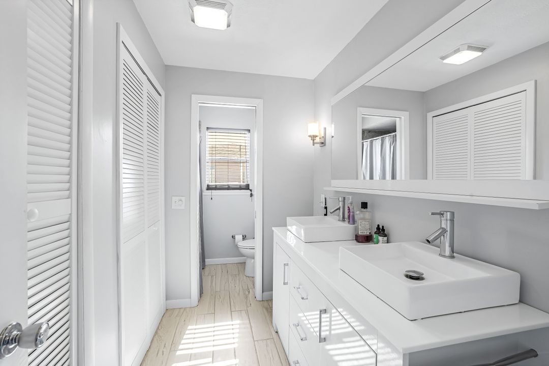 1670 N Hermitage Rd, Fort Myers, FL 33919