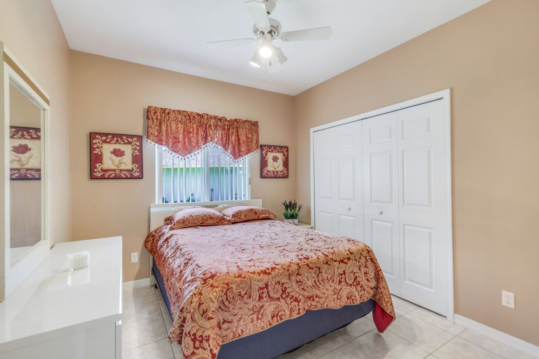 128 Heritage Way, Naples, FL 34110