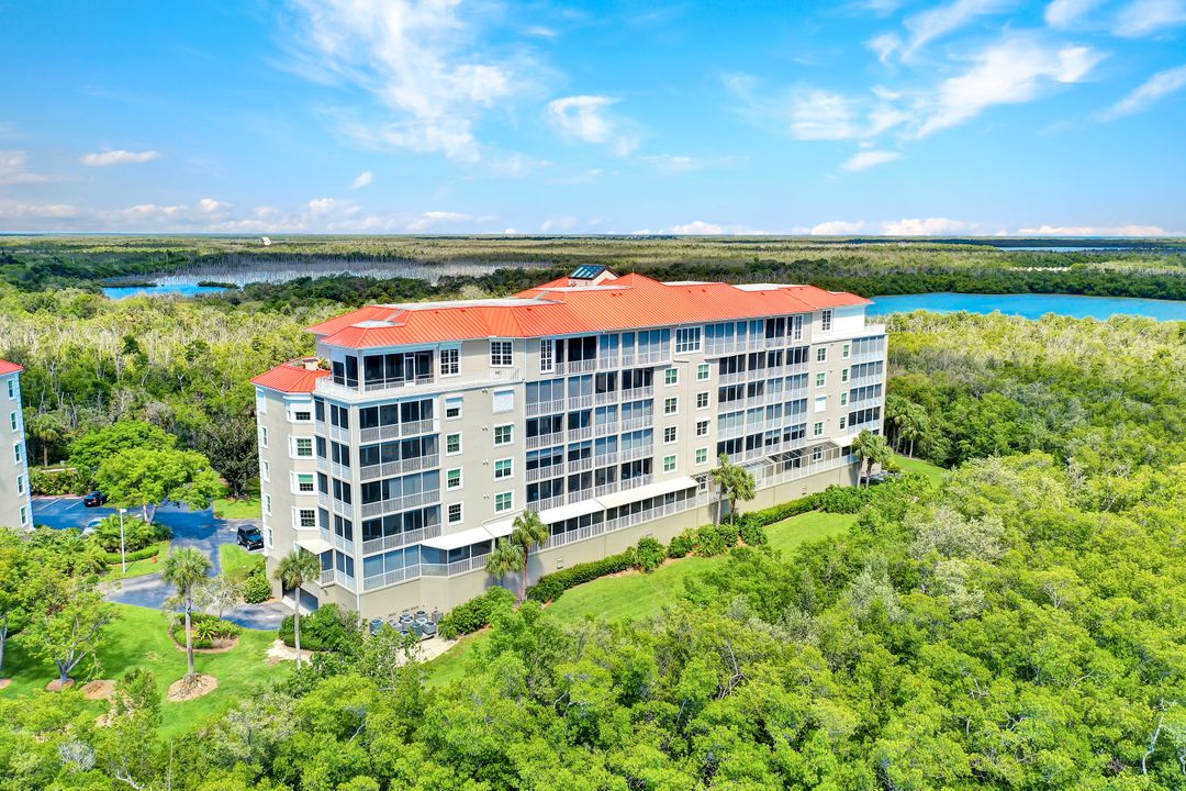 337 Vintage Bay Dr #D1, Marco Island, FL 34145