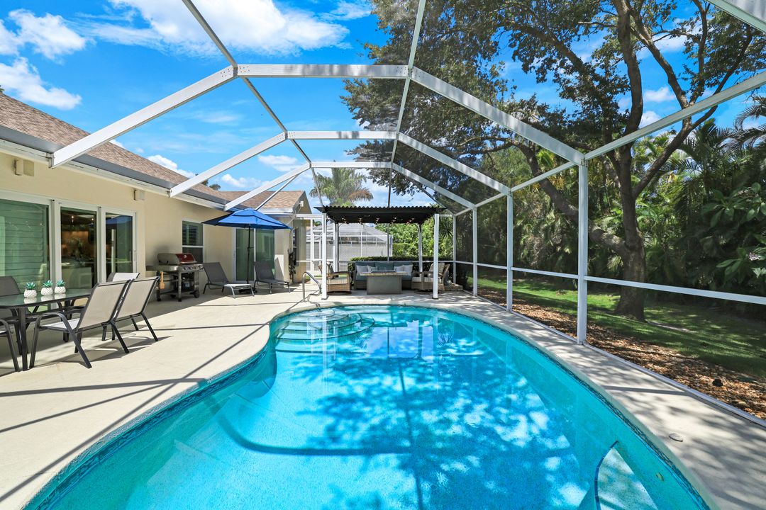 1507 Vintage Ln, Naples, FL 34104