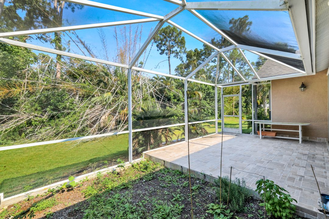 128 Heritage Way, Naples, FL 34110