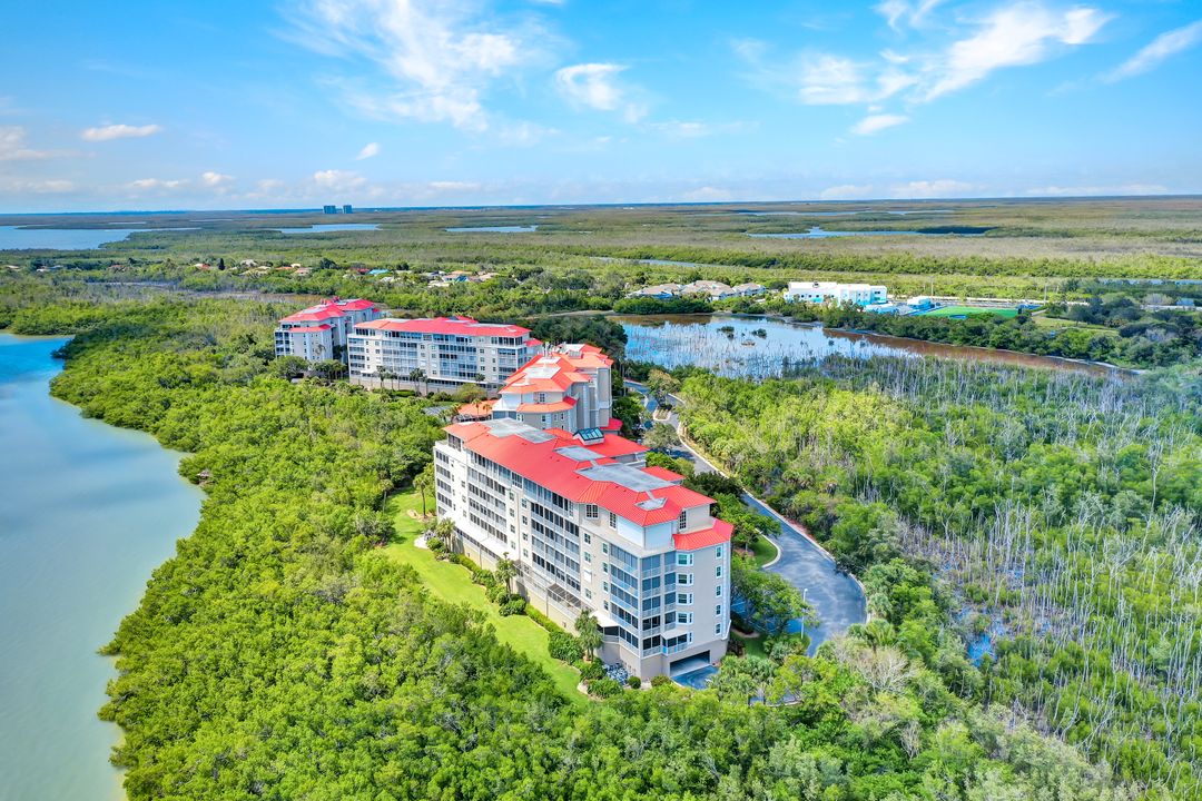 337 Vintage Bay Dr #D1, Marco Island, FL 34145