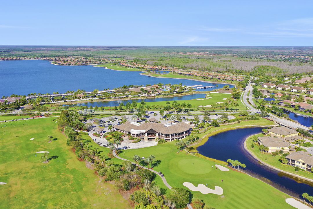 8761 Hideaway Harbor Ct, Naples, FL 34120