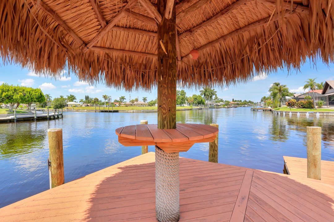 1902 SE 32nd St, Cape Coral, FL 33904