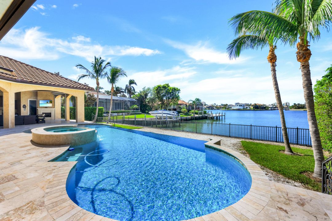 590 S Heathwood Dr, Marco Island, FL 34145
