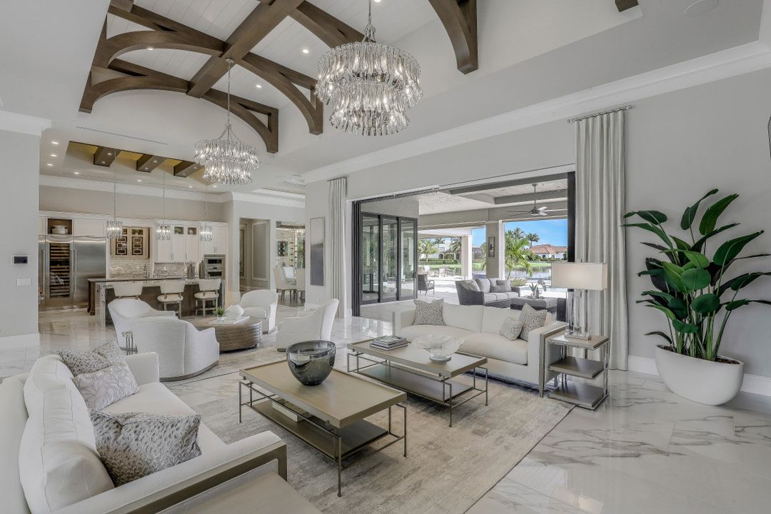 5937 Sunnyslope Dr, Naples, FL 34119