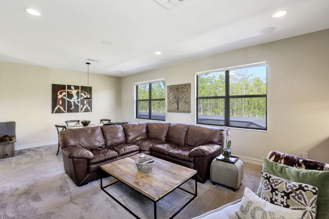 14698 Reserve Pl, Naples, FL 34109