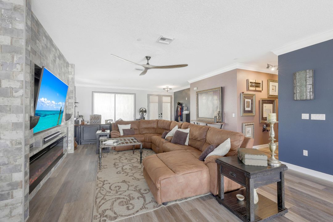 4235 SE 20th Pl #A405, Cape Coral, FL 33904