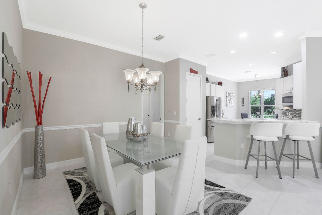 6251 Ashwood Ln, Naples, FL 34110