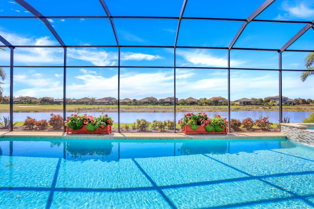 9225 Esplanade Blvd, Naples, FL 34119