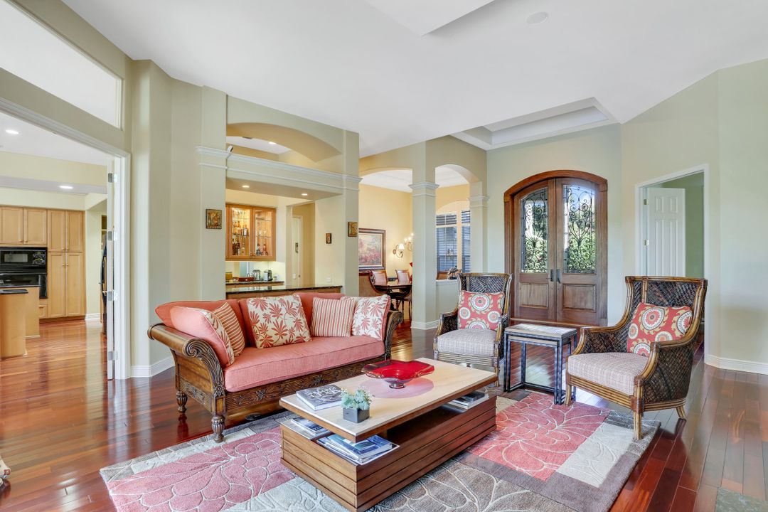 25150 Ridge Oak Dr, Bonita Springs, FL 34134