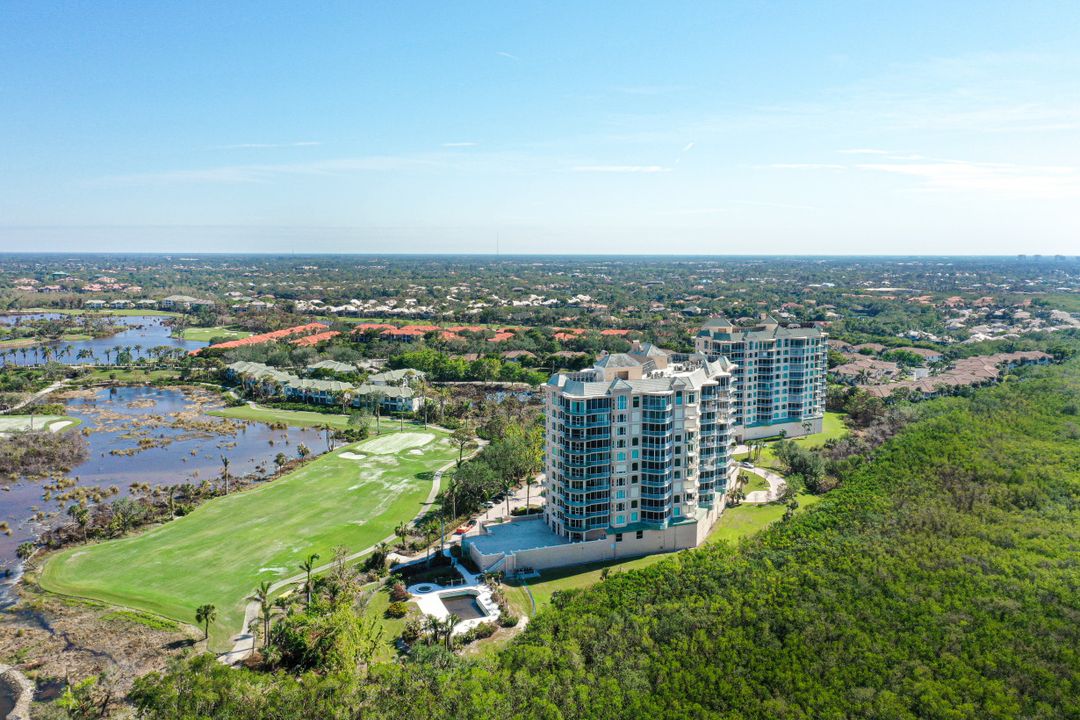 4811 Island Pond Ct #905, Bonita Springs, FL 34134