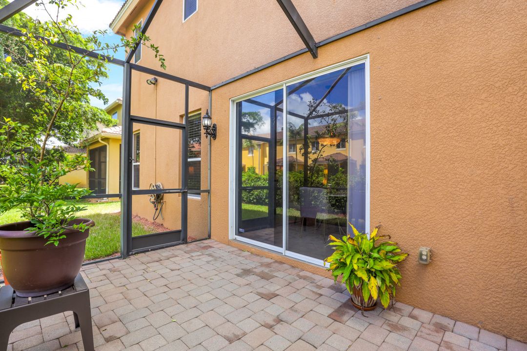 10100 N Golden Elm Dr, Estero, FL 33928