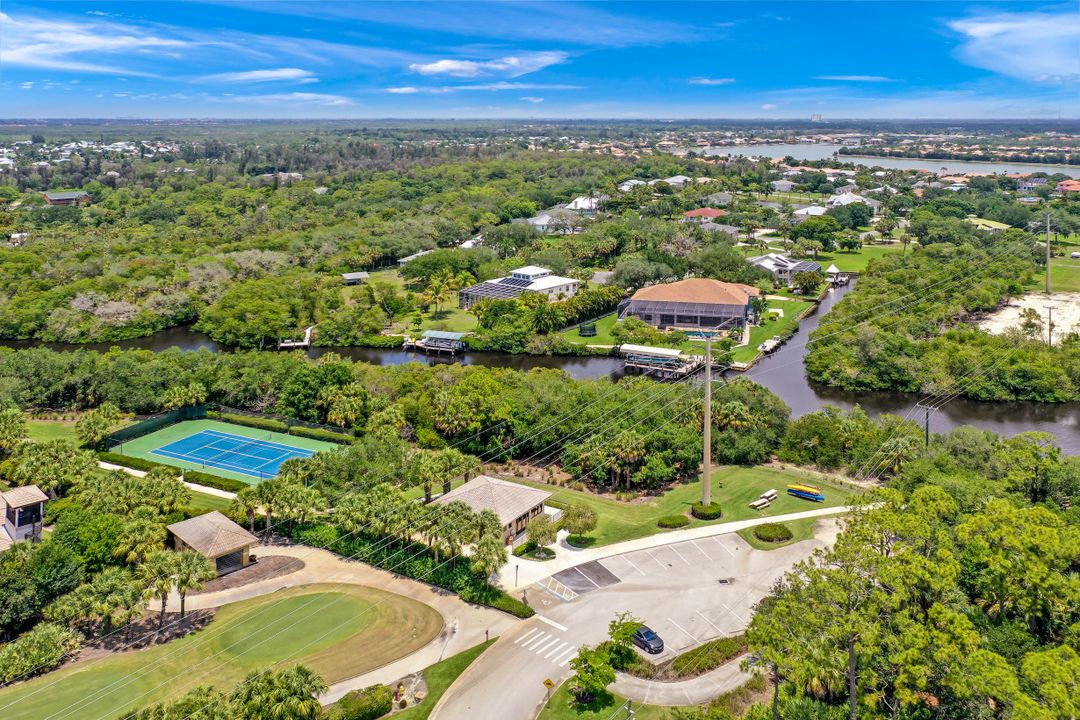 7050 Bay Woods Lake Ct #201, Fort Myers, FL 33908