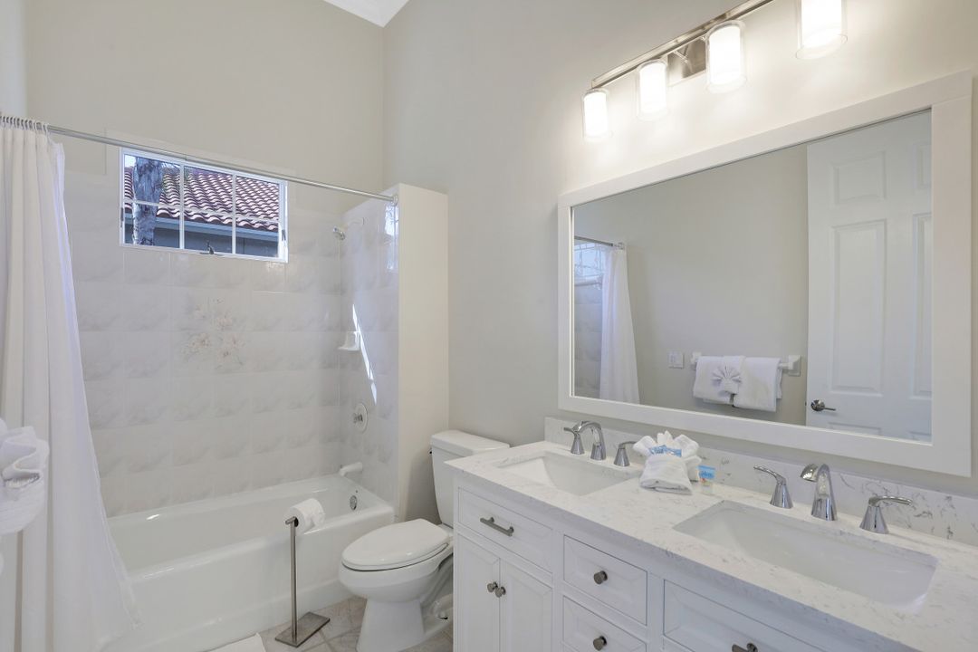 110 Copperfield Ct, Marco Island, FL 34145