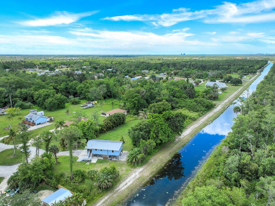 5202 Cypress Ln, Naples, FL 34113