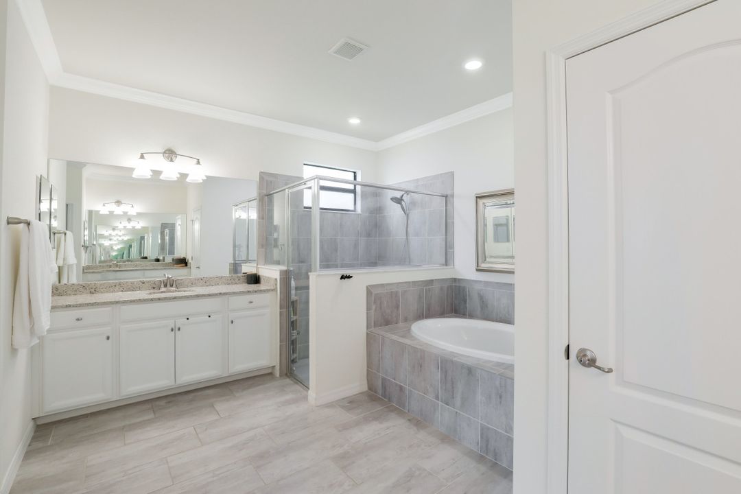 17578 Elkgrove Ln, Estero, FL 33928