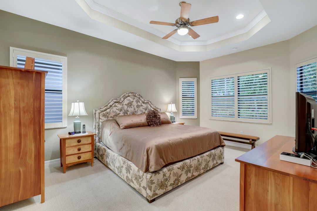 3050 Hudson Ter, Naples, FL 34119