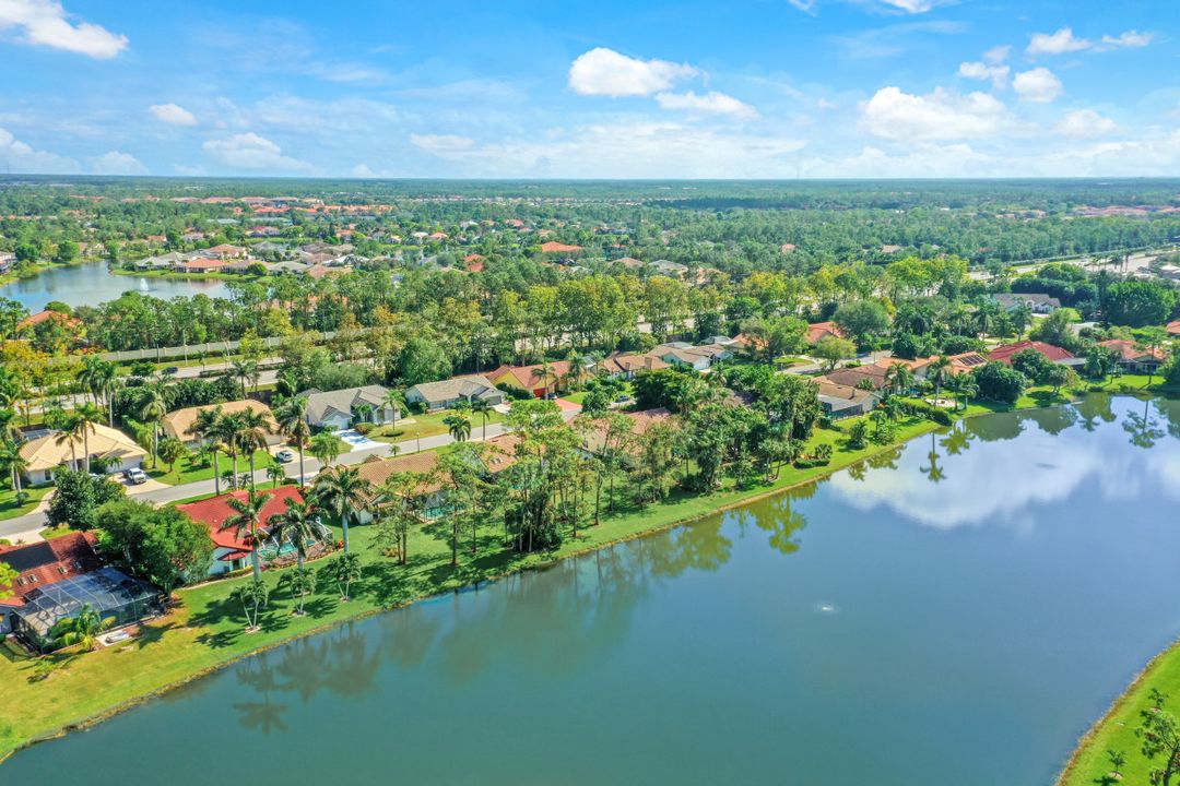 381 Henley Dr, Naples, FL 34104