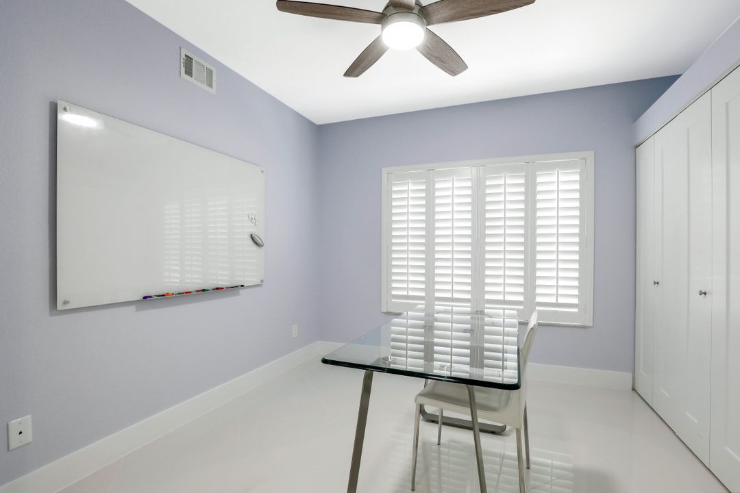 6834 Lantana Bridge Rd #101, Naples, FL 34109