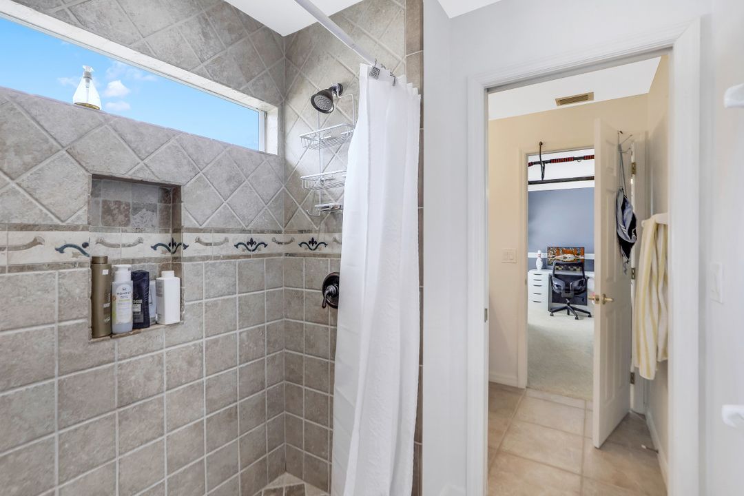 12836 Brynwood Way, Naples, FL 34105