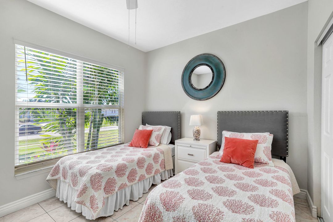 1640 Almeria Ct, Marco Island, FL 34145