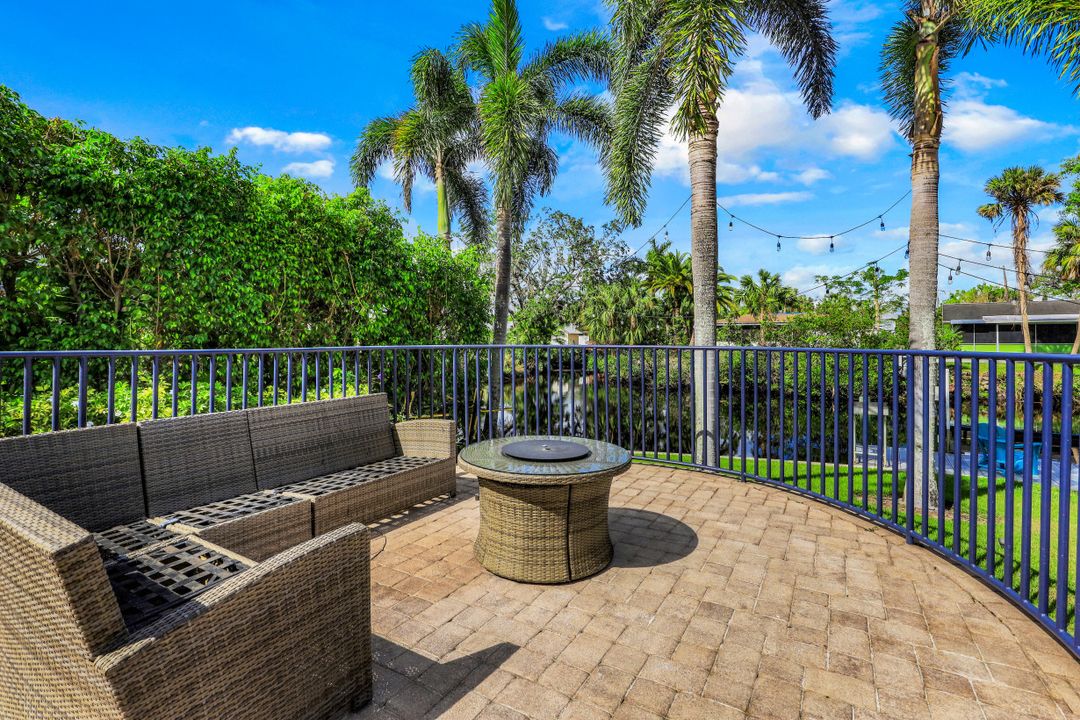 10211 River Dr, Bonita Springs, FL 34135