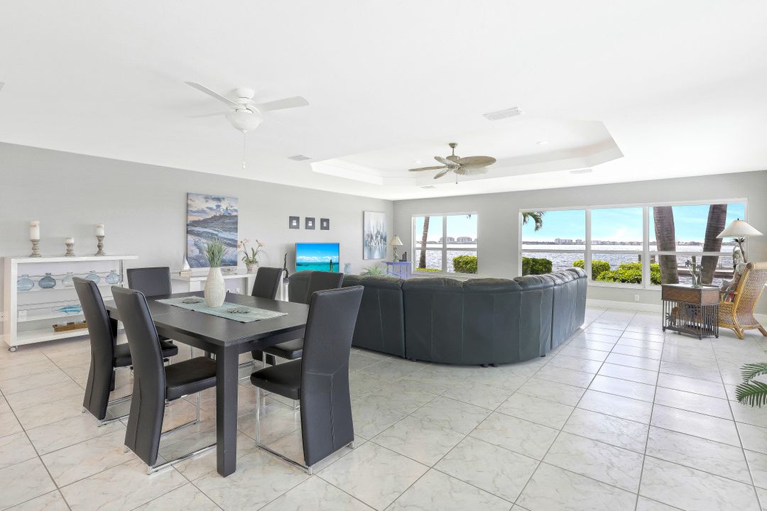 642 Coral Dr, Cape Coral, FL 33904