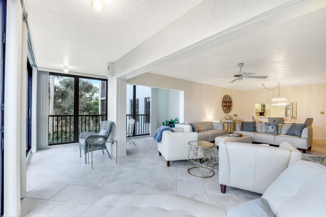 6080 Pelican Bay Blvd #201-A, Naples, FL 34108