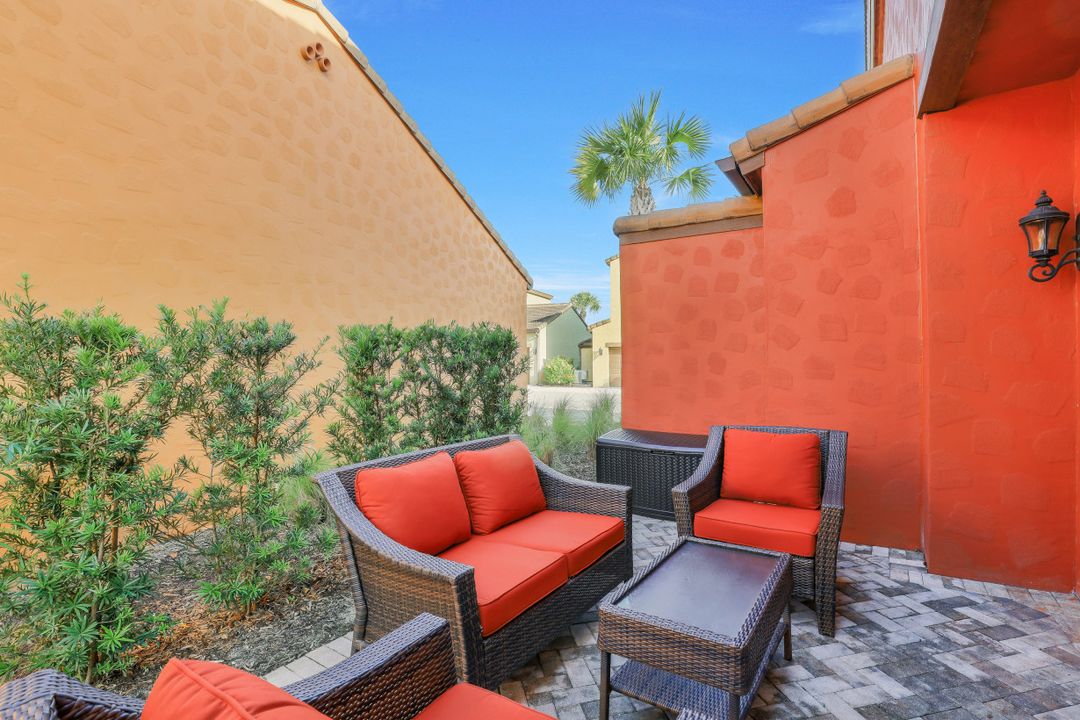 11839 Kemena St, Fort Myers, FL 33912