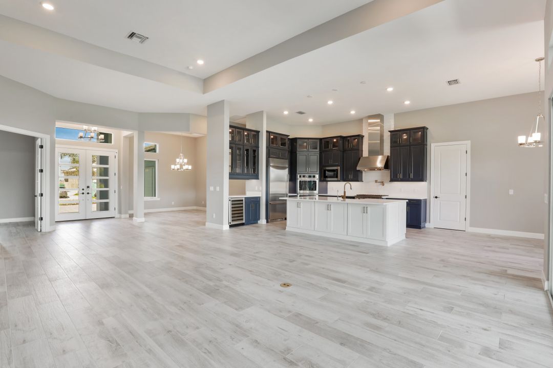 11430 Canal Grande Dr, Fort Myers, FL 33913