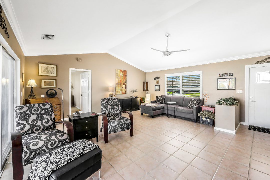 1120 Dana Ct, Marco Island, FL 34145