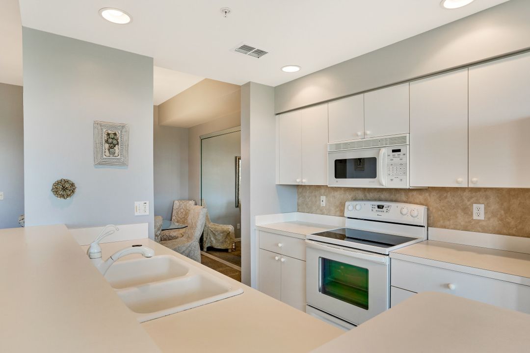 9450 Highland Woods Blvd #6406, Bonita Springs, FL 34135