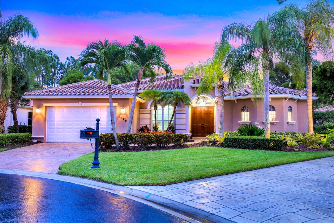 1629 Serenity Cir, Naples, FL 34110