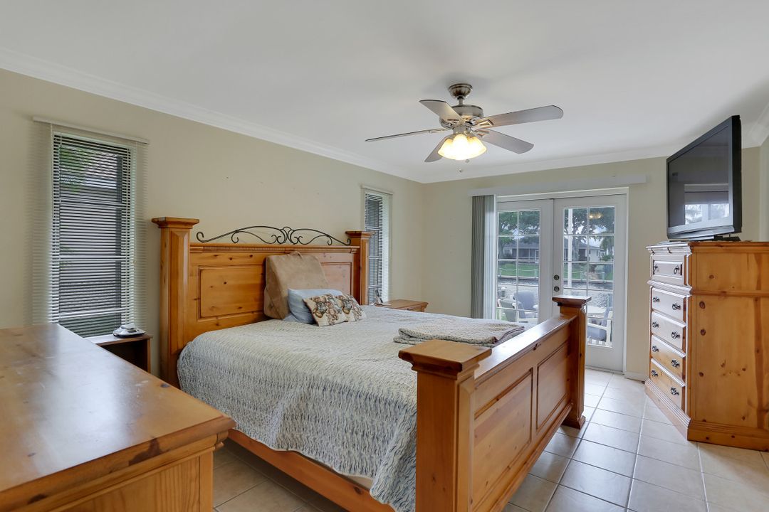 136 SW 38th Terrace, Cape Coral, FL 33914