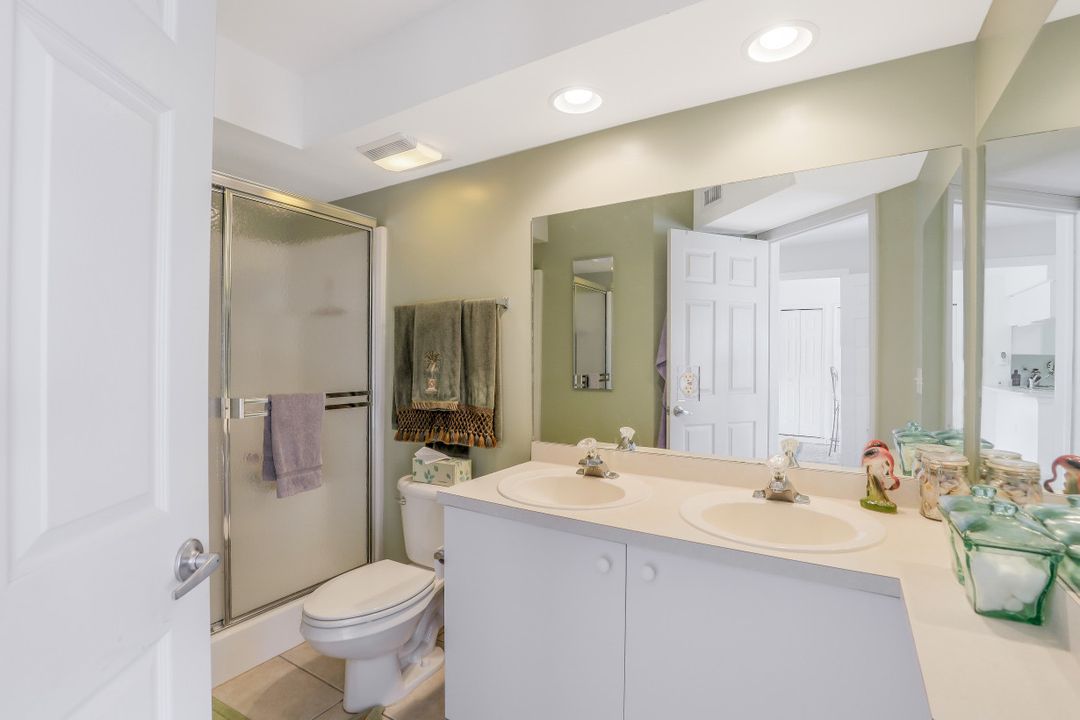 15415 Cedarwood Ln #204, Naples, FL 34110