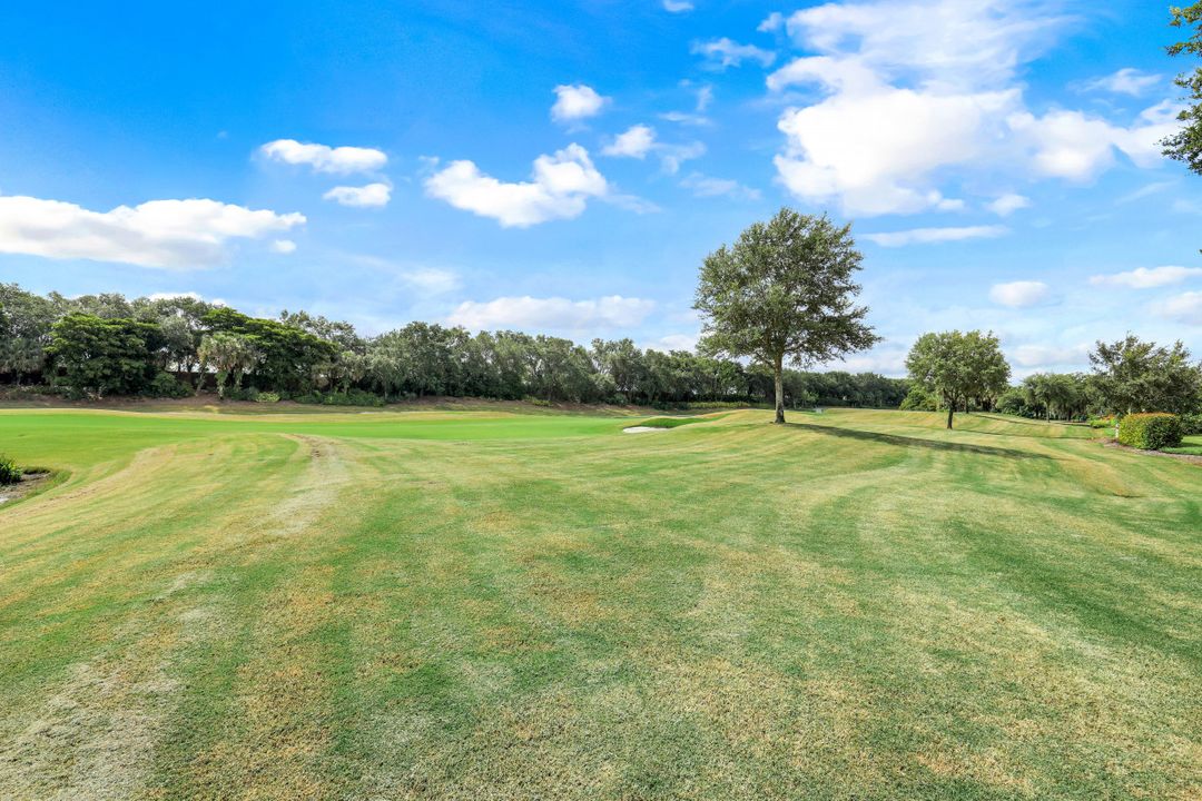 9559 Via Lago Way, Fort Myers, FL 33912