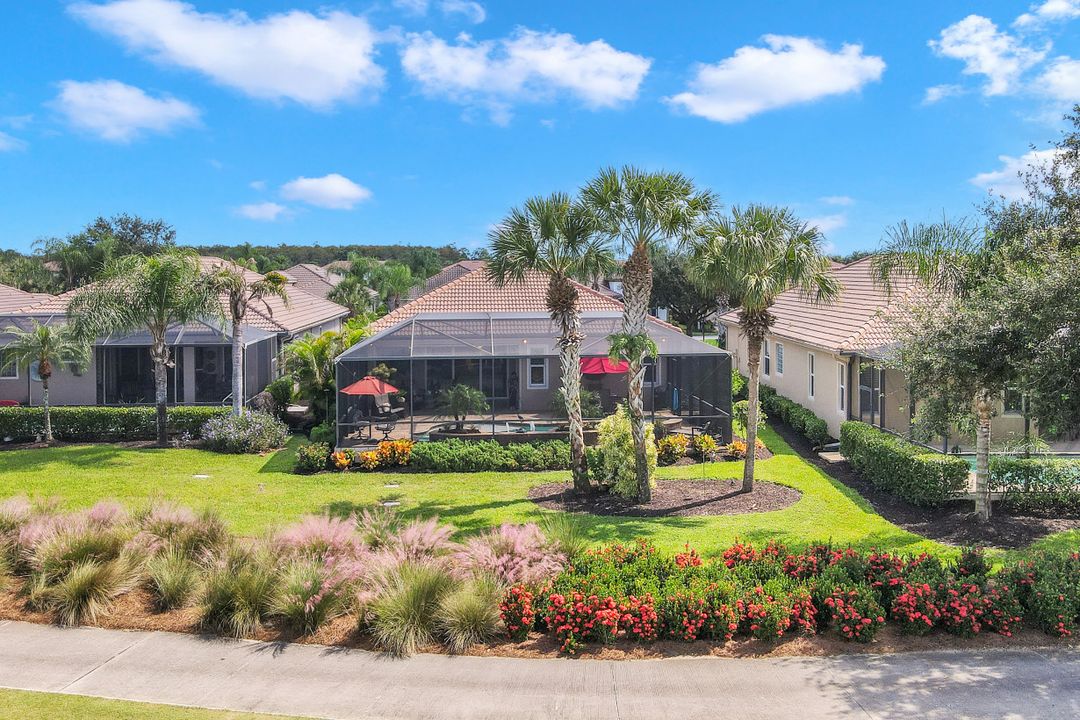 10327 Gator Bay Ct, Naples, FL 34120