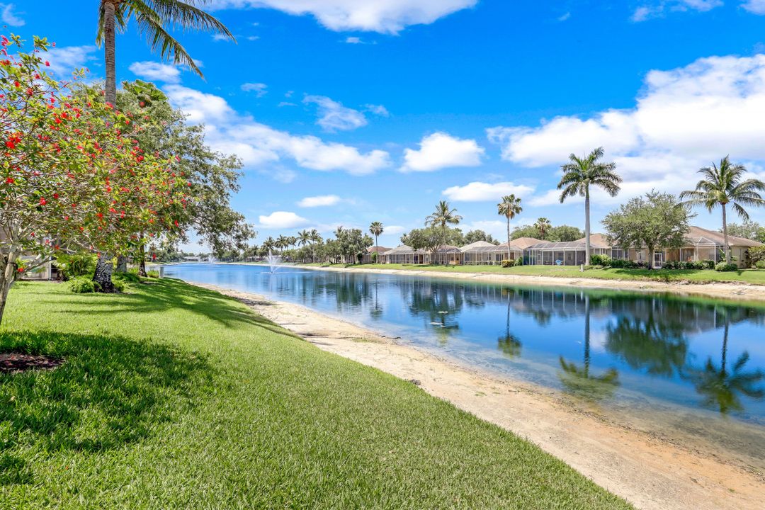 8039 Tauren Ct, Naples, FL 34119