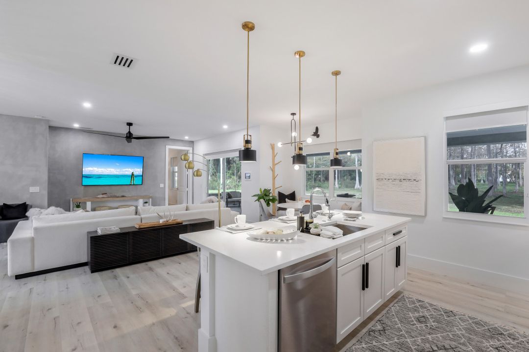 5995 Lancewood Way, Naples, FL 34116