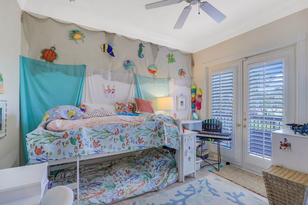 376 Leatherfern Ln, Marco Island, FL 34145