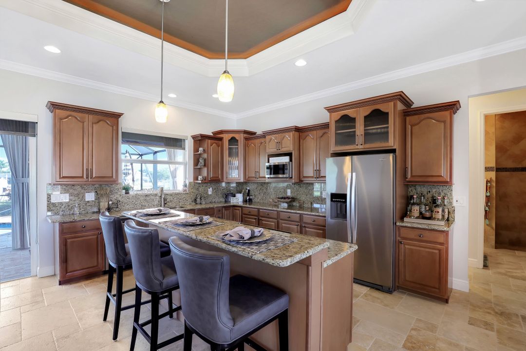 2126 Clubhouse Rd, North Fort Myers, FL 33917