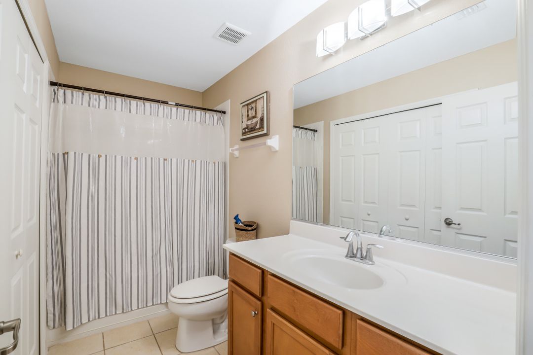9063 Gervais Cir #1207, Naples, FL 34120