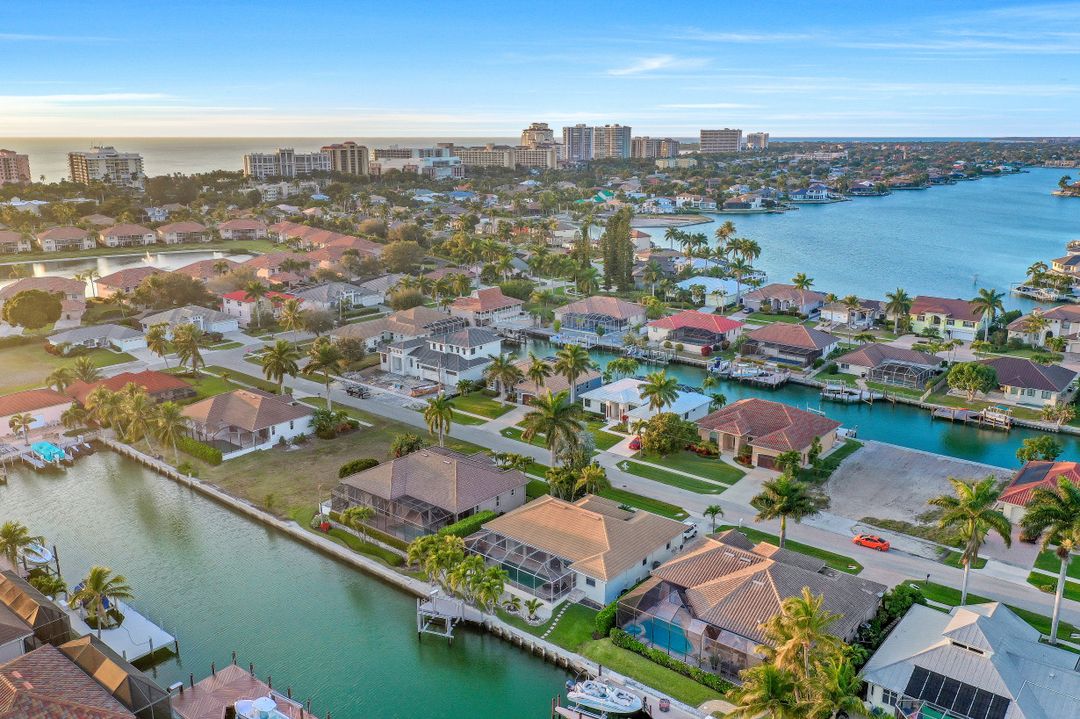 1141 Abbeville Ct, Marco Island, FL 34145