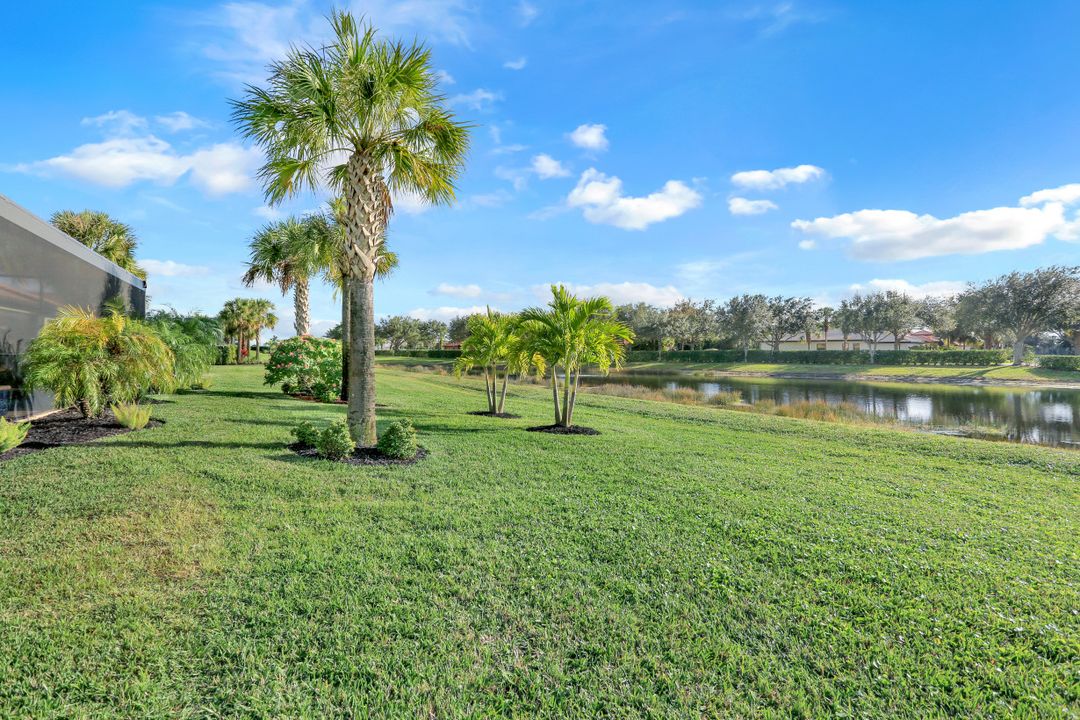 10654 Essex Square Blvd, Fort Myers, FL 33913