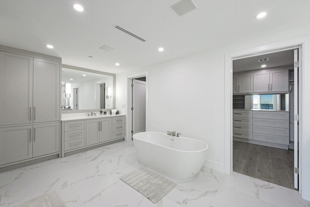 13935 Old Coast Rd #1703, Naples, FL 34110