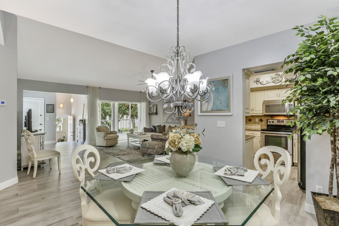 104 Tuscana Ct #805, Naples, FL 34119